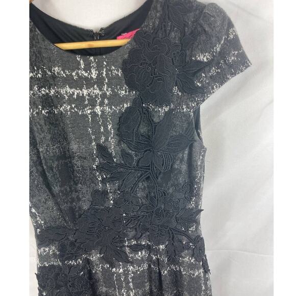 Betsey Johnson Lace Plaid Short Sleeve Sheath Dress 4 - Picture 3 of 7